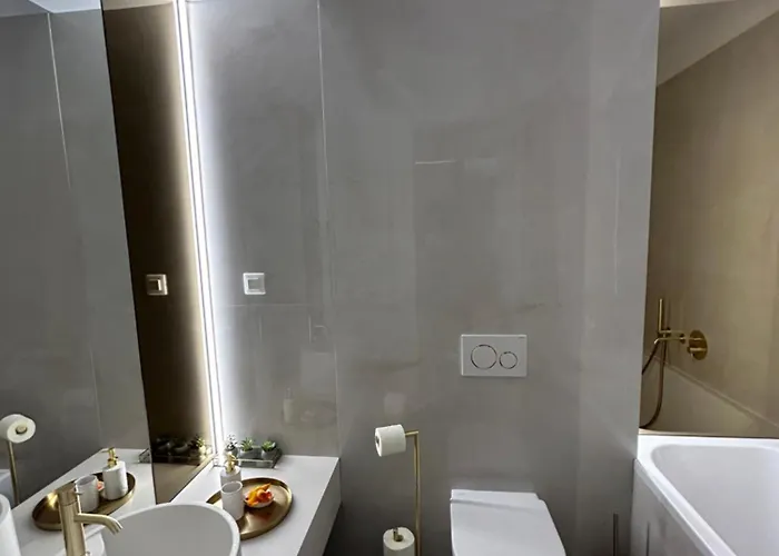 아파트 Exclusive Cortina North With Private Parking & Balcony - 01 부쿠레슈티