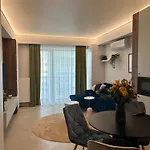 Apartamento Exclusive Cortina North With Private Parking & Balcony - 01 Bucareste