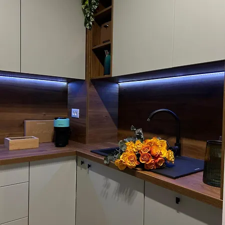 Exclusive Cortina North With Private Parking & Balcony - 01 Apartment Bucharest