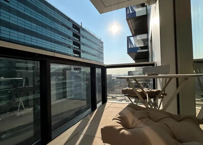 Exclusive Cortina North With Private Parking & Balcony - 01 * Bucharest