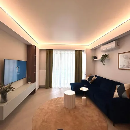 Exclusive Cortina North With Private Parking & Balcony - 01 Апартаменти *